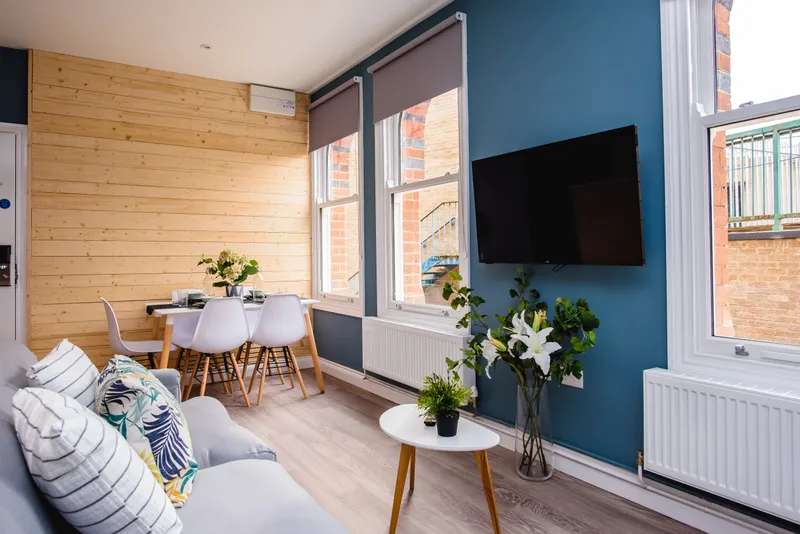 Flat C, 25 Lister Gate - Luxury 5 Bed City Centre Apartment - Thumbnail 23